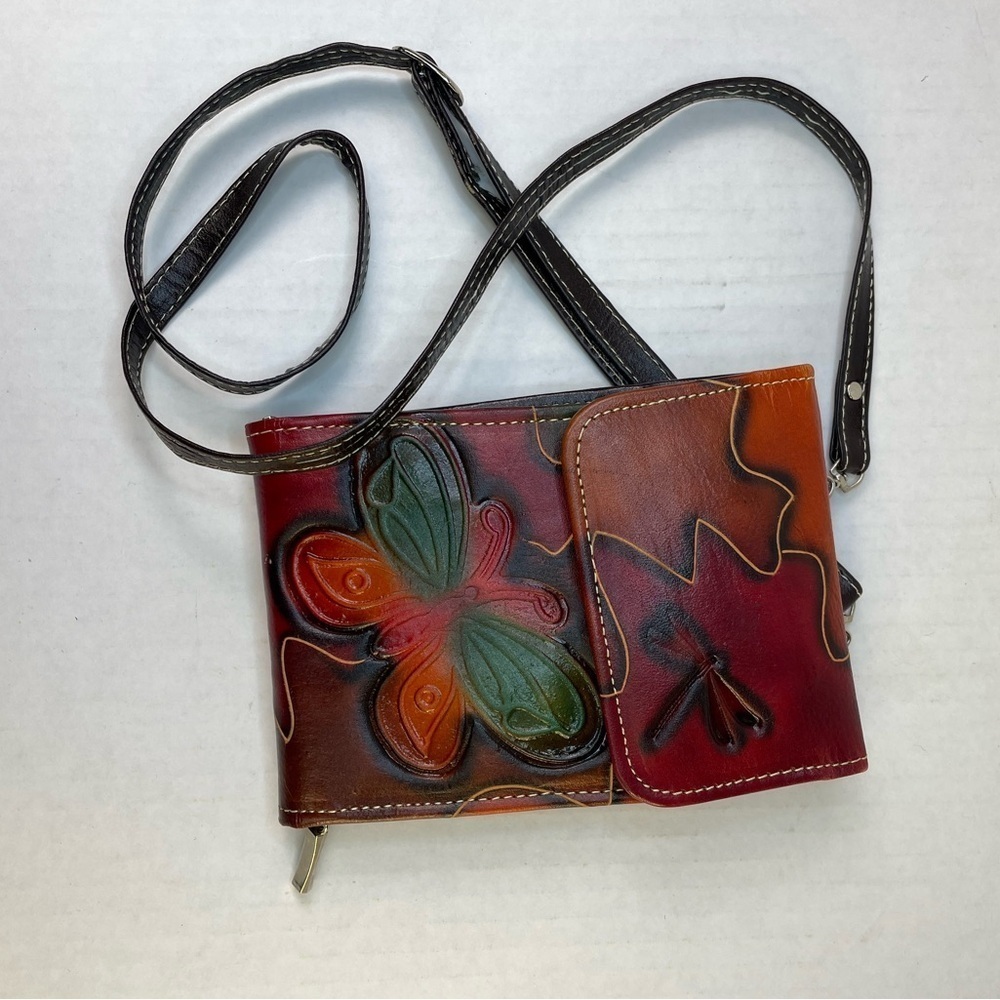 Purse with butterfly pattern